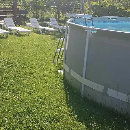 Kvitkovyi Rai 슬랍스크