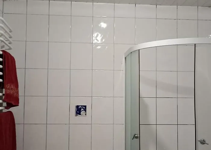 Kvitkovyi Rai Konukevi Slavske