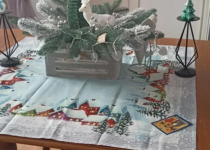 Kvitkovyi Rai Konukevi Slavske