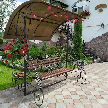Vendégház Kvitkovyi Rai *